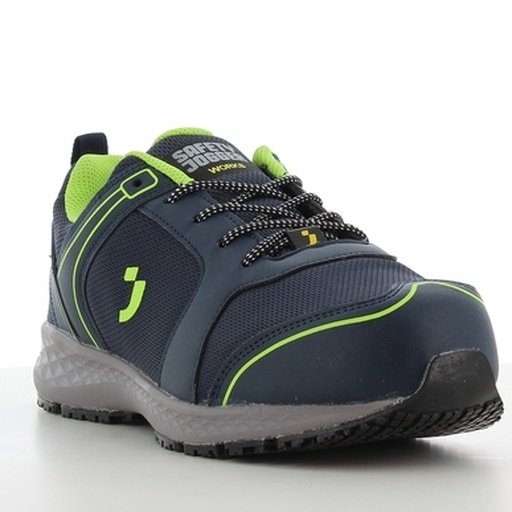 Giày bảo hộ Balto S1 SRC góc 3/4 phía trước, mũi phủ chống mài mòn, dây buộc đen, nhãn Safety Jogger, đế xám