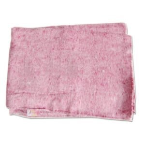 Chăn dập lửa gấp đôi đặt trên nền trắng, mặt vải sợi dày màu hồng xám lốm đốm, mép chăn may viền gọn, chất vải hơi xù
