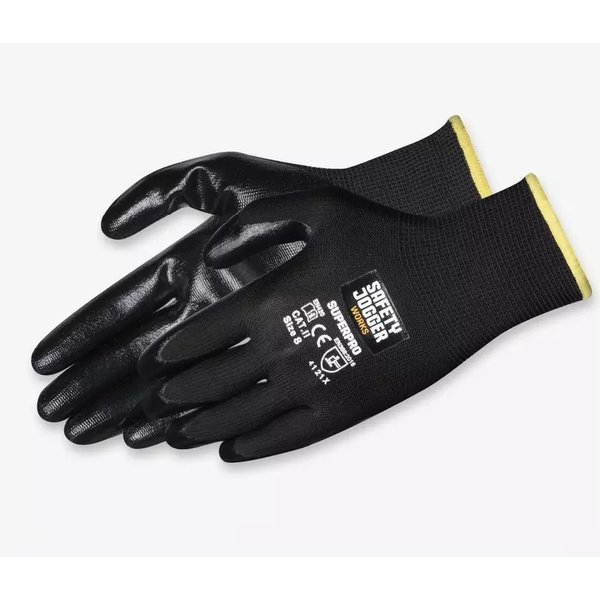 Đôi găng tay Safety Jogger Superpro thân polyester đen, lòng và đầu ngón phủ nitrile đen bóng nhẹ, viền cổ vàng, nhãn trắng