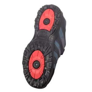 Đế giày Hans HS-34 nhìn từ dưới, cao su đen với hai cụm tròn màu đỏ ở mũi và gót, gai khối xung quanh, chống trơn trượt