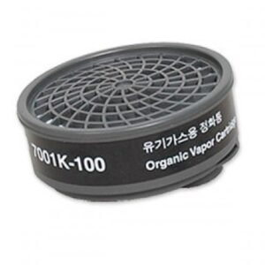 Phin lọc 3M 3301K-100 dạng tròn, nắp lưới xám hình nan quạt, thân đen in mã trắng và dòng chữ Organic Vapor Cartridge