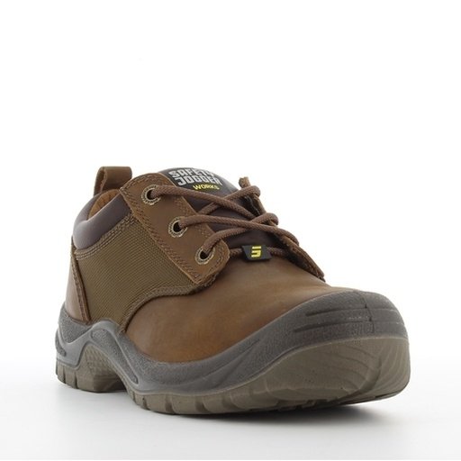 Giày bảo hộ Sahara S3 góc 3/4 phía trước, mũi da nâu tròn, dây buộc nâu, nhãn Safety Jogger trên lưỡi gà